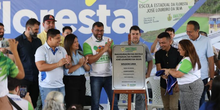 Governador Wilson Lima inaugura primeira Escola da Floresta na RDS de São Sebastião do Uatumã