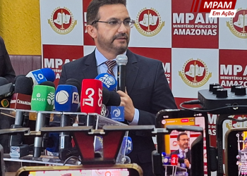 Operação do MPAM que investiga fraudes em licitações prende três pessoas em Manaus