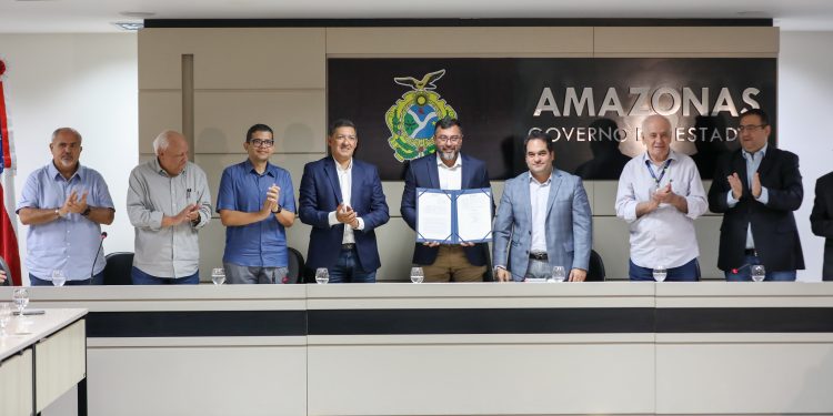 Governador Wilson Lima anuncia medidas de suporte à indústria e comércio durante a estiagem