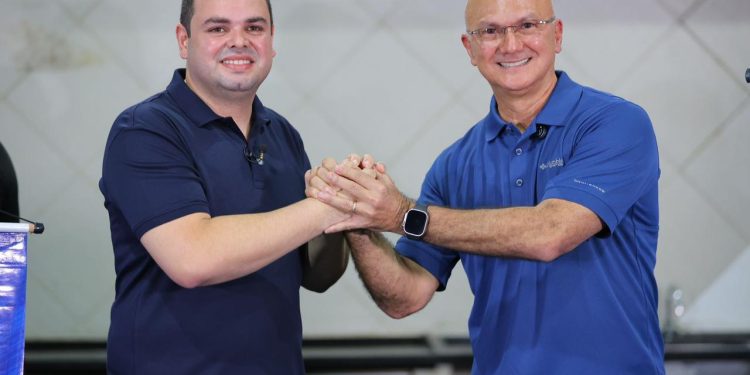 Roberto Cidade anuncia Coronel Menezes como pré-candidato a vice-prefeito de Manaus