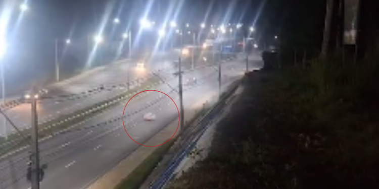 VÍDEO: Dupla diz que ‘estava brincando’ ao jogar bombas caseiras no Rapidão