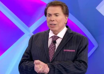 Silvio Santos volta a ficar internado para exames em São Paulo