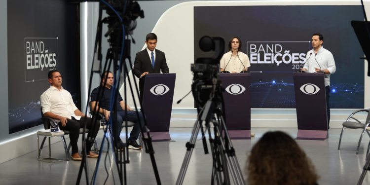 Primeiro debate da Band Amazonas tem participação de quatro candidatos à Prefeitura de Manaus