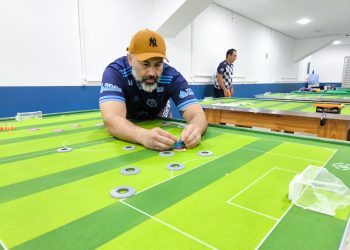 ‘Taça de Futebol de Mesa’ promove inclusão e diversão em Manaus