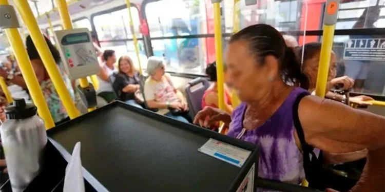 Prefeitura cria nova linha de ônibus para atender conjunto Viver Melhor