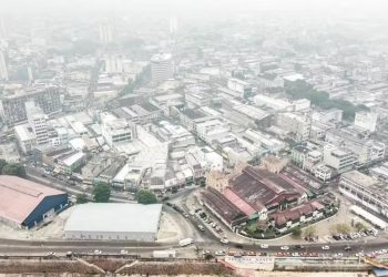 Fiocruz recomenda uso de máscaras durante período crítico de exposição à fumaça em Manaus