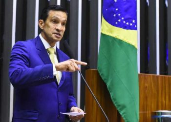 Sidney Leite pede que Dnit reveja portaria que restringe volume de cargas na BR-319