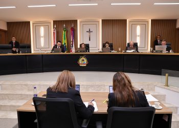 TCE-AM reprova contas e multa ex-presidente da Câmara de Jutaí em R$ 20 mil