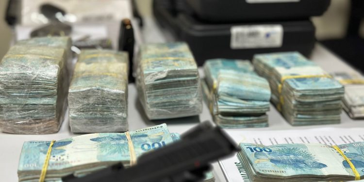 Polícia desarticula organização criminosa que traficava droga para o AM