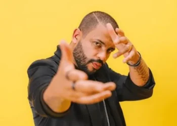 Projota detalha assalto após ser feito de refém por bandidos: ‘Estava amarrado’