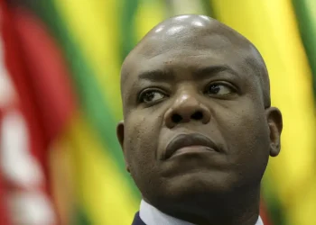 Governo vai investigar denúncias de assédio contra Silvio Almeida