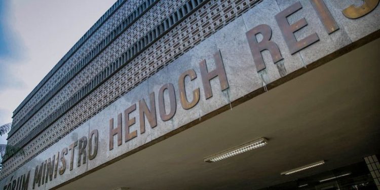 Taxista é condenado a 13 anos de prisão por morte de lavador de carro