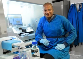 Brasileiro lidera pesquisa que muda radicalmente a forma de combater as células de câncer