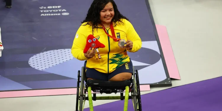Amazonense ganha bronze nas Paralimpíadas de Paris