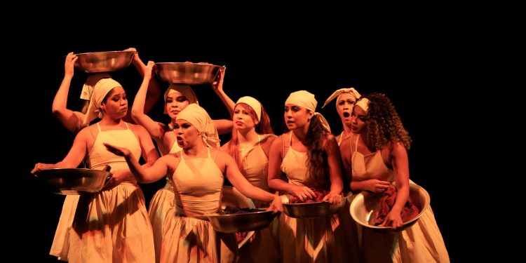 Agenda cultural traz espetáculos regionais, inclusivos e com a temática Halloween