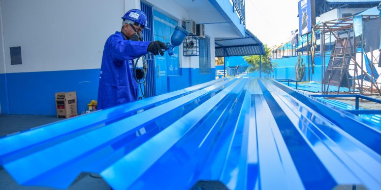 Iniciam as obras de revitalização da Escola de Artes do Boi Caprichoso