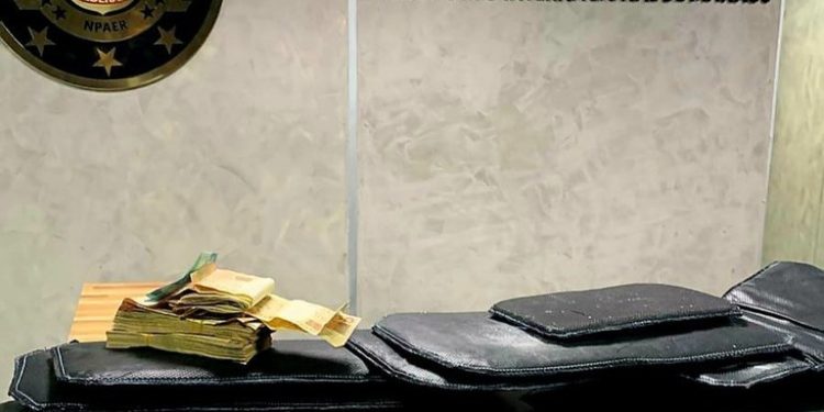 PF prende casal de colombianos por tráfico internacional de drogas no Amazonas