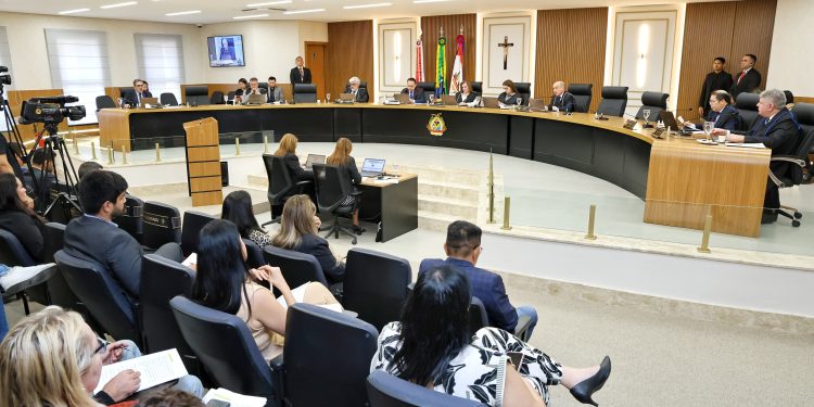 TCE-AM investiga possíveis irregularidades em transição da gestão em Beruri