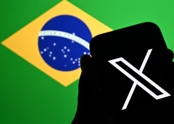 X paga multa e fica mais próximo de voltar ao ar; veja o que falta