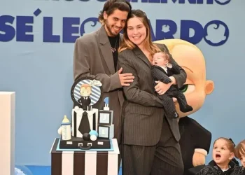 Virginia e Zé Felipe comemoram o primeiro mêsversário de José Leonardo