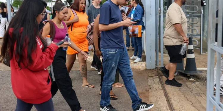 Enem 2024: começa prazo para pedir reaplicação de provas