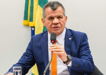 Bosco Saraiva diz que ficará sem partido até 2026