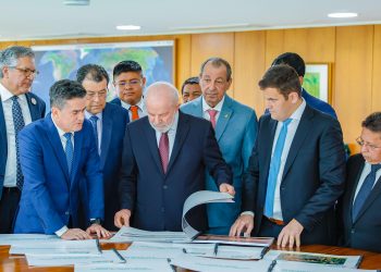 Lula vai repassar R$ 495 milhões para obras de mobilidade urbana em Manaus