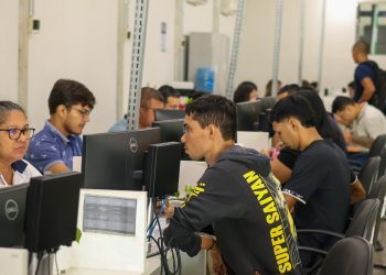 Sine Amazonas divulga 136 vagas de emprego para esta segunda-feira (18)