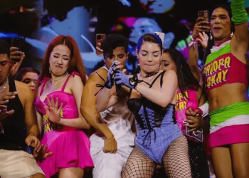 Com ingressos a R$ 1,5 mil, 1ª Farofa da Gkay aberta ao público é adiada