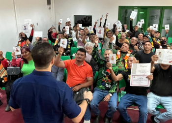 Defensoria quer proibir contratação de mototaxistas irregulares por aplicativos