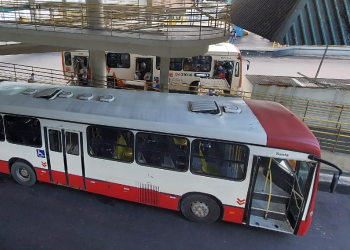 Linhas de ônibus que atendem a zona Leste serão unificadas aos domingos