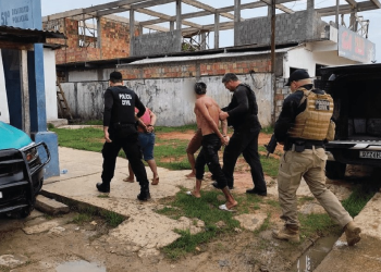 Polícia prende quatro envolvidos em linchamento de preso no AM