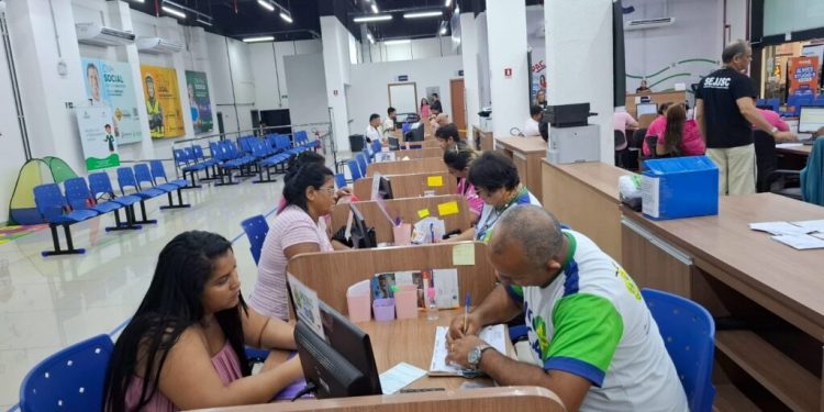 Auxílio Estadual totaliza R$ 495 milhões injetados na economia do Amazonas em 2024