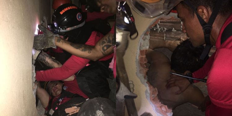 Bombeiros resgatam homem preso entre paredes de duas casas no Lírio do Vale