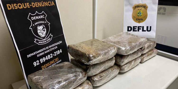 Polícia Civil apreende 10 quilos de maconha do tipo skunk, avaliados em R$ 100 mil