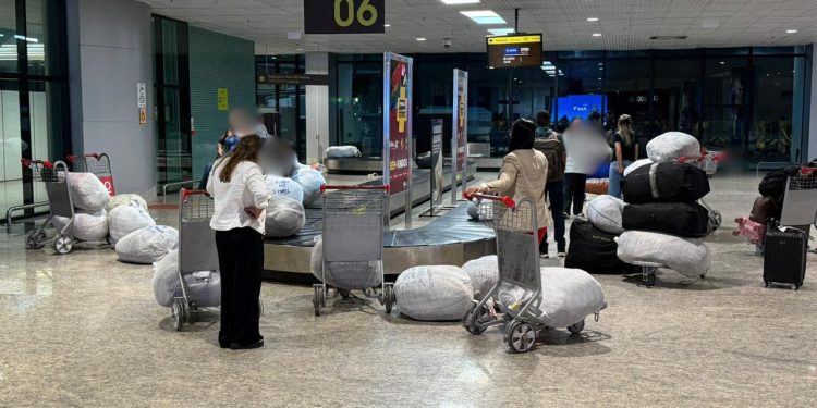 Ação da Sefaz apreende com lojistas mercadorias sem nota fiscal no Aeroporto de Manaus