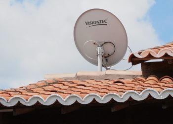 Famílias de 33 municípios do Amazonas podem ficar sem sinal de TV