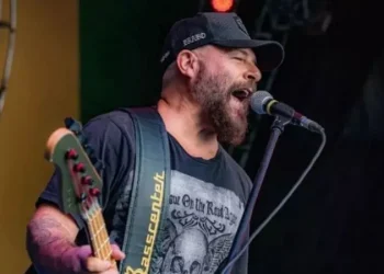 Mingau volta a ser internado em hospital de SP após quadro convulsivo