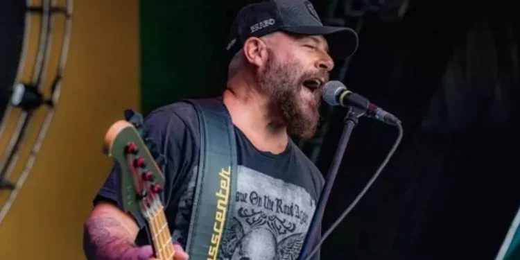 Mingau volta a ser internado em hospital de SP após quadro convulsivo