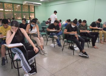 Pré-Vestibular: AprovENS/UEA prorroga inscrições até esta terça-feira (28)