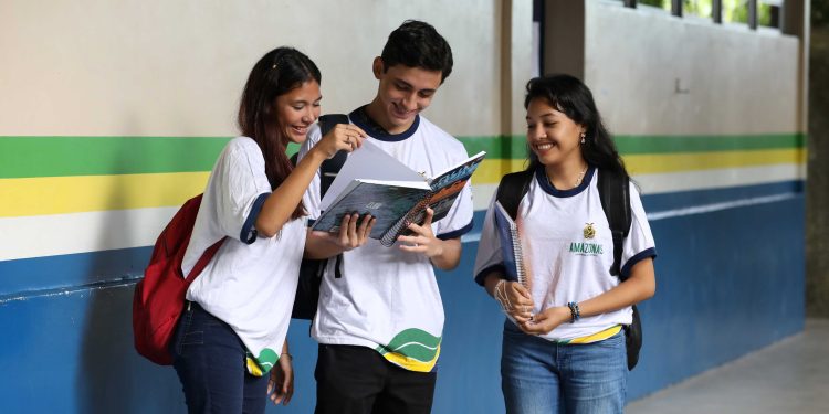 Prazo para efetivação de matrículas por reordenamento encerra nesta quarta (8)