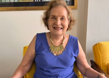 Violeta Loureiro vem a Manaus para abrir a ‘Roda de Conversa’ na Valer Teatro