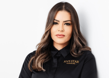 Quem é a brasileira que fatura milhões fazendo faxina nos Estados Unidos