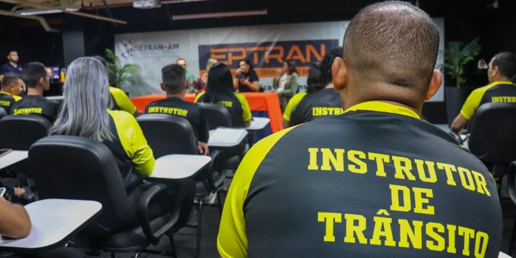 Detran-AM abre matrículas para curso de formação de instrutor de trânsito