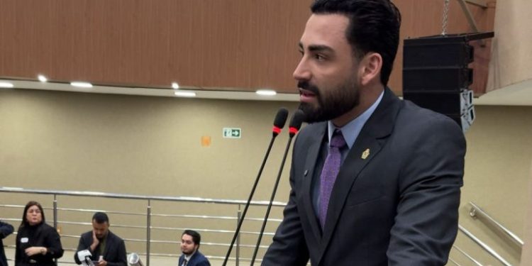 Vereador de Manaus quer oferta de serviço de apoio a viciados em jogos