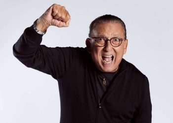 Galvão Bueno acerta com a Band e retorna à casa