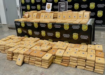 Polícia Civil apreende meia tonelada de skunk avaliada em R$ 10 milhões e prende dupla em Barcelos