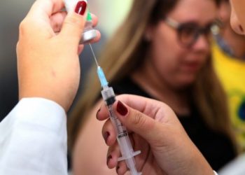 Amazonas realiza busca ativa para imunização contra a dengue