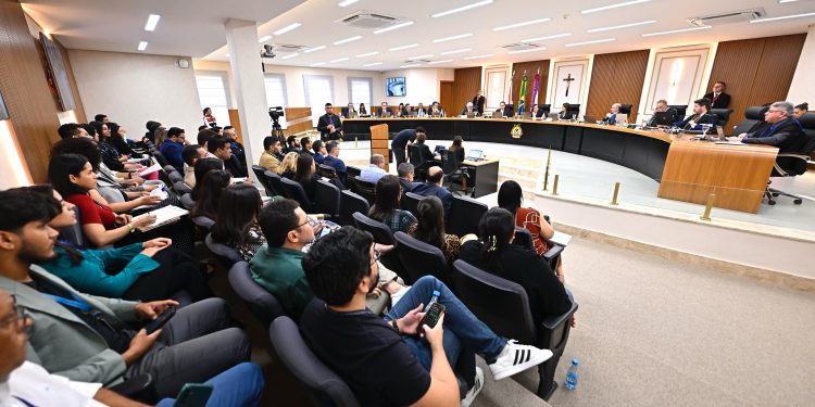 TCE-AM reprova contas da Câmara de Tapauá e aplica multa a ex-presidente