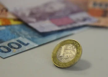 Receita paga lote da malha fina do Imposto de Renda nesta segunda (31)